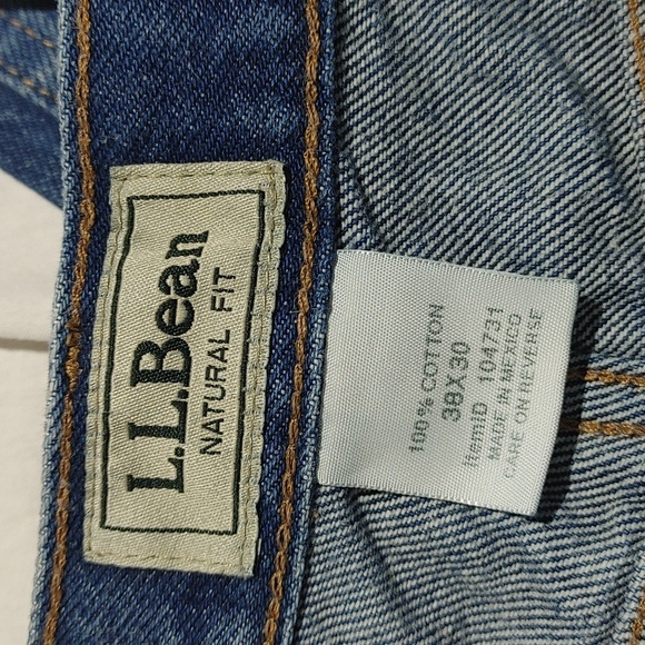 LL Bean Natural Fit Jeans - Picture 3 of 8